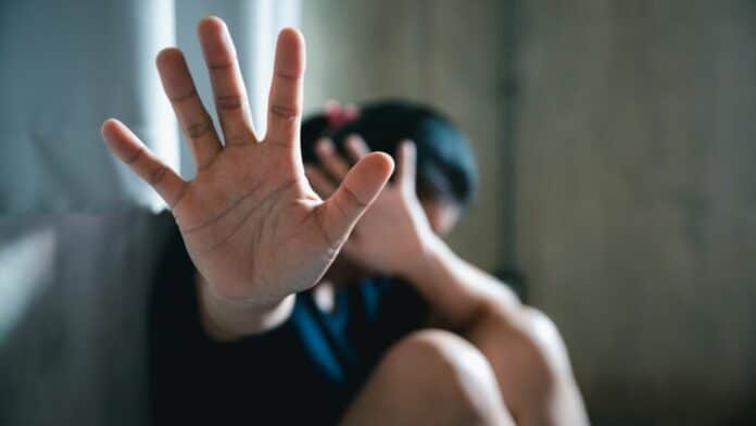 violenza-donne-minori-1024x576