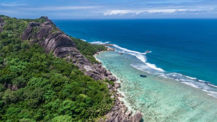 Granite Anse Pierrot La Digue