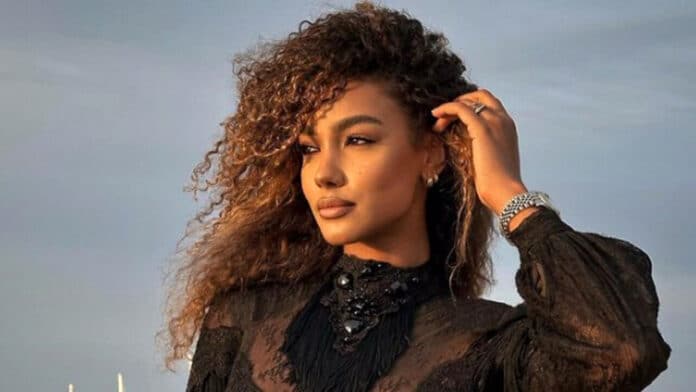 27/12 Samira Lui ospite al Frontemare di Rimini per la reunion "Top Club" e "Fantastica" 27/12 Samira Lui ospite al Frontemare di Rimini per la reunion "Top Club" e "Fantastica"
