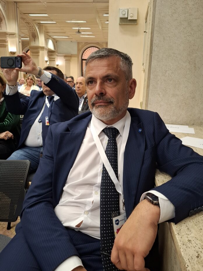 Armando Valiani
