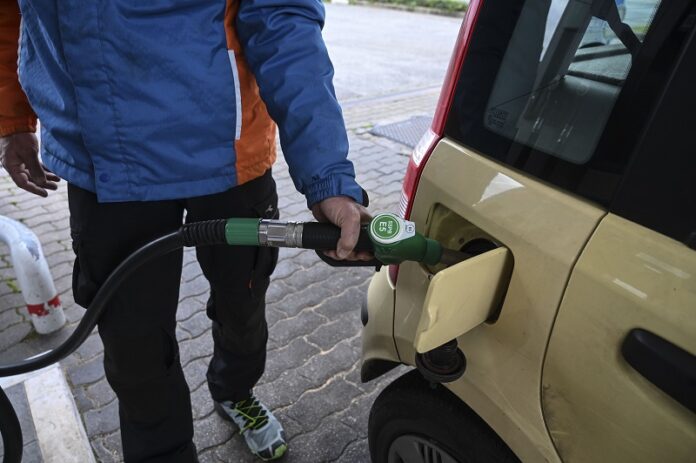 RINCARO PREZZI CARBURANTE