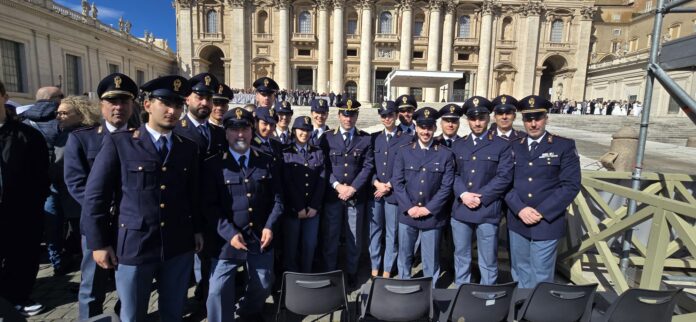 foto di gruppo Ispettorato di PS Palazzo Chigi