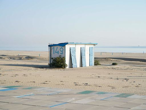 ANTIGALLERY