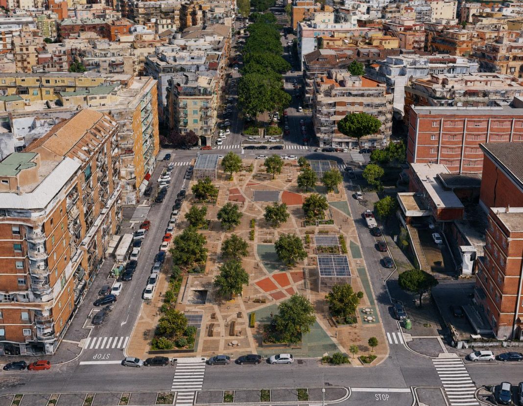 Roma lancia “Spazi a Colori”: 700 mila euro per l’urbanistica tattica e la città partecipata Roma lancia “Spazi a Colori”: 700 mila euro per l’urbanistica tattica e la città partecipata