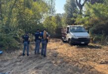 OSTIA: PINETA DELLE ACQUE ROSSE RIMOSSO, SOTTO LA REGIA DELLA POLIZIA DI STATO, UN ACCAMPAMENTO DI FORTUNA